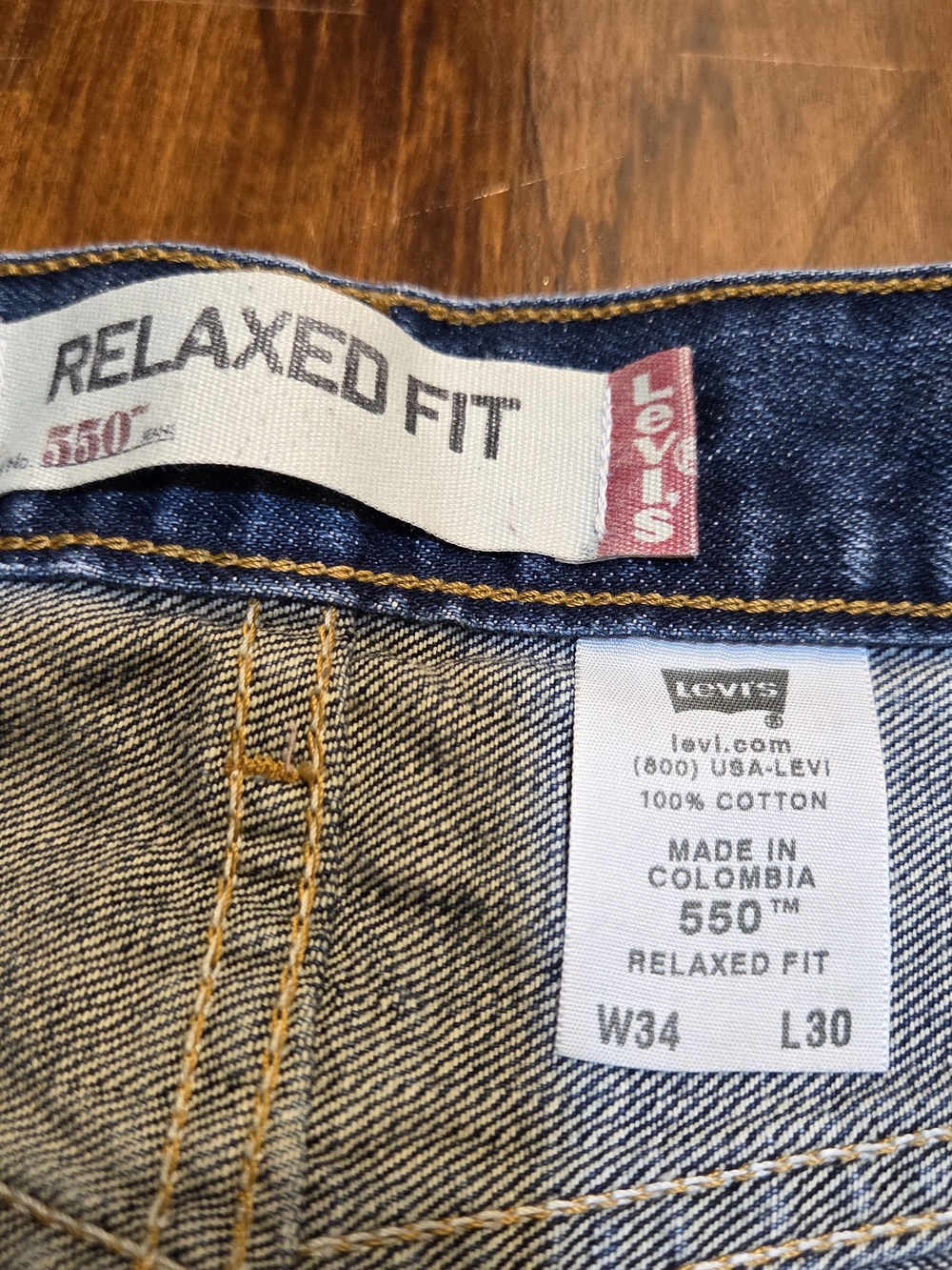 Men's Levi's 550 Relaxed Fit Jeans Size 34x30 Medium Wash y2k vintage Denim - Picture 4 of 7